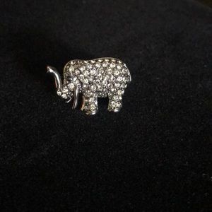Pave Elephant Ring / Size 7 1/2